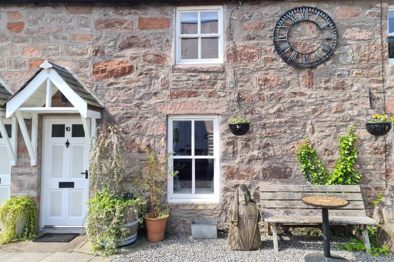 Alexander Courtyard Appartement Inverness Buitenkant foto